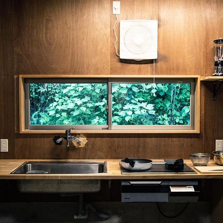 山の中の一棟貸切宿 五番地 Nambu (Yamanashi) Экстерьер фото