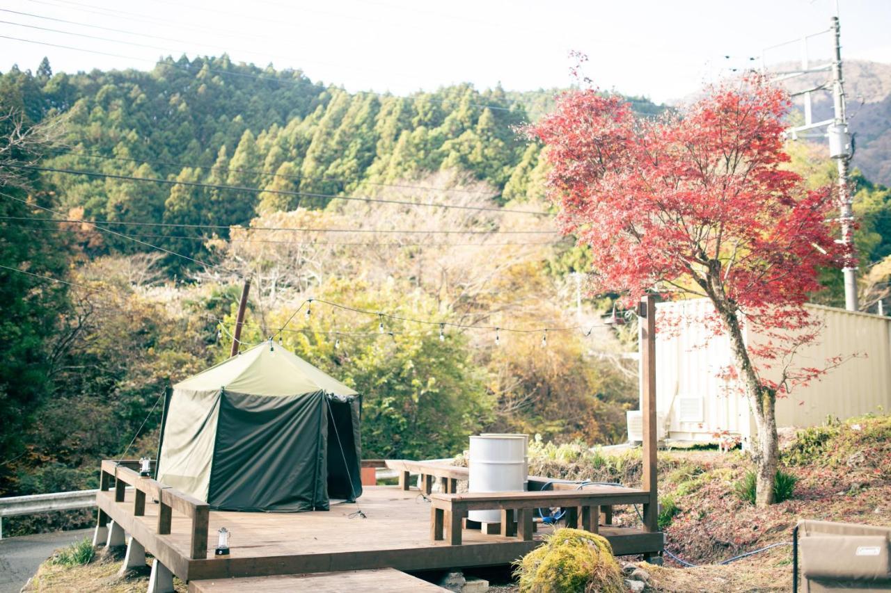 山の中の一棟貸切宿 五番地 Nambu (Yamanashi) Экстерьер фото